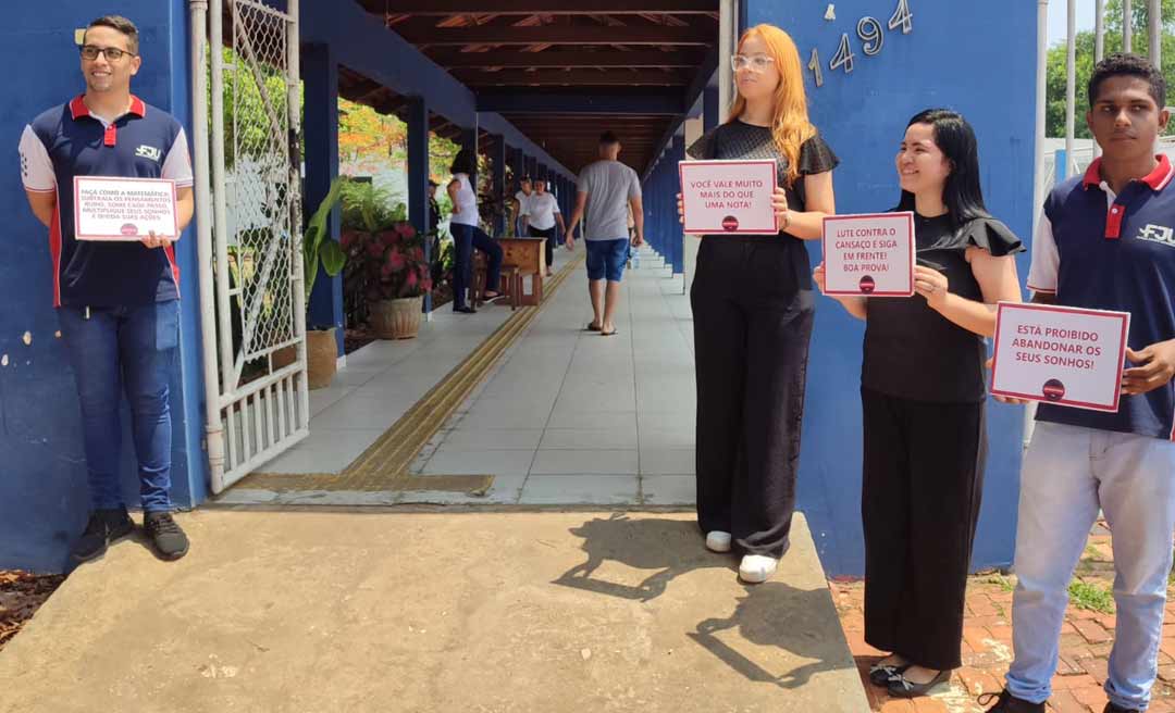 Desafiando o Enem: voluntários levam palavras de ânimo a candidatos que irão fazer a prova na Capital