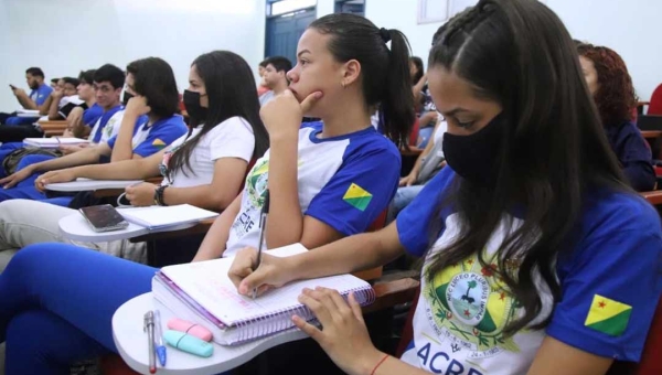 Governo publica convocação de novos professores aprovados no Processo Seletivo da Educação