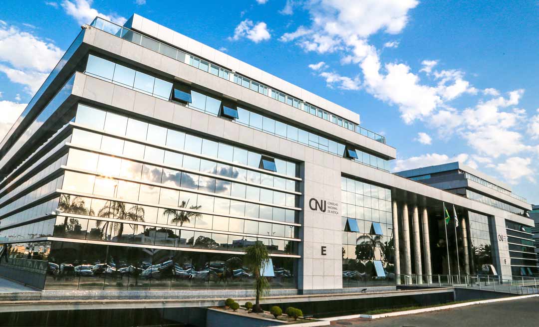 Juiz que atuou no Acre e usou tese inventada pelo ChatGPT em sentença será investigado pelo CNJ