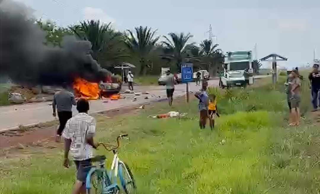 Grave acidente na BR-317: Dois mortos e quatro feridos em colisão frontal próximo a Capixaba