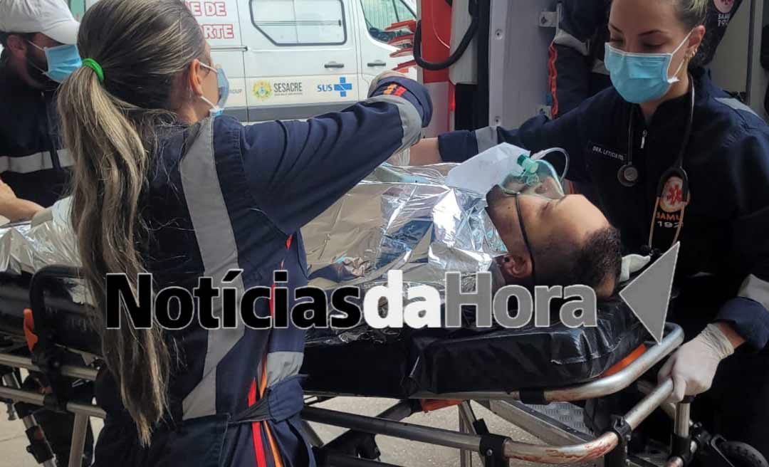 Barbeiro é encontrado ferido com cortes no pescoço e pulsos em barbearia