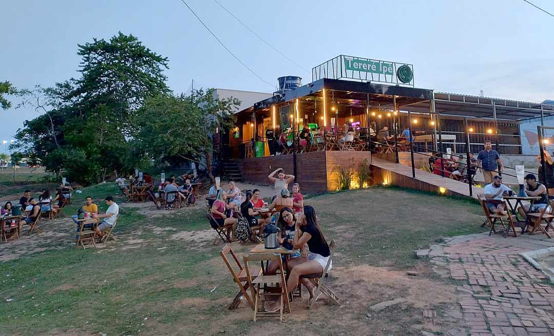 Em dias de altas temperaturas, espaços de venda de tereré em Rio Branco registram aumento nas vendas