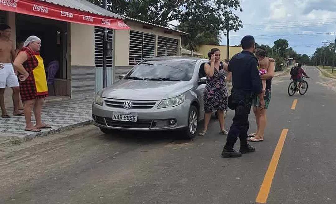 Após ficar presa dentro de veículo, criança de um ano é salva pela PM no interior do Acre