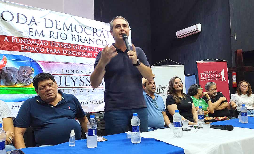 Em evento na Baixada da Sobral, Marcus Alexandre critica gestão de Bocalom, cita prefeito “viajando” nas enchentes e ironiza “caixa preta”