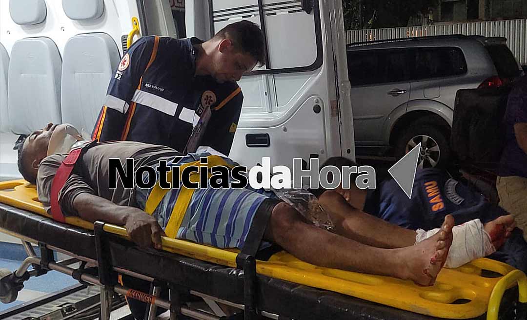 Motoboy faz manobra radical em via pública, cai e dilacera o pé esquerdo