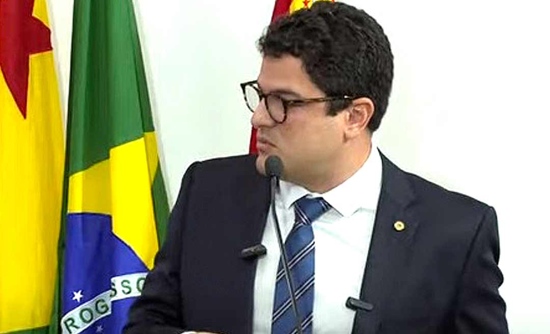 “O corregedor errou, cometeu excessos”, diz Eduardo Ribeiro em discurso nesta terça-feira