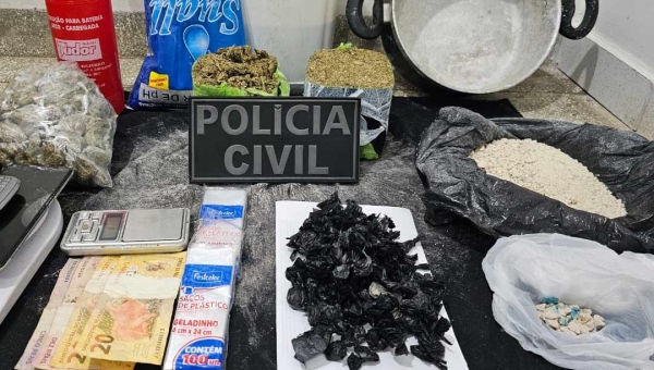PCAC prende dupla de traficantes em flagrante e apreende menor em Cruzeiro do Sul