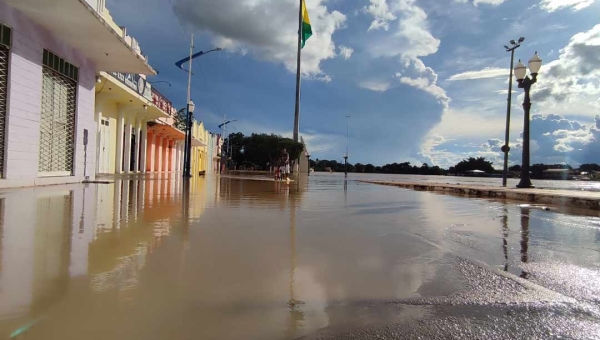 Calçadão da Gameleira: centro histórico mais antigo da Capital acreana e atingido pelas águas do Rio Acre