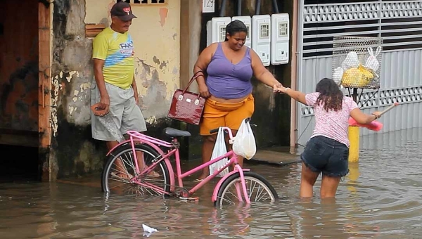 Nível do rio Acre volta a subir na capital e chega 17, 89 metros após as chuvas 