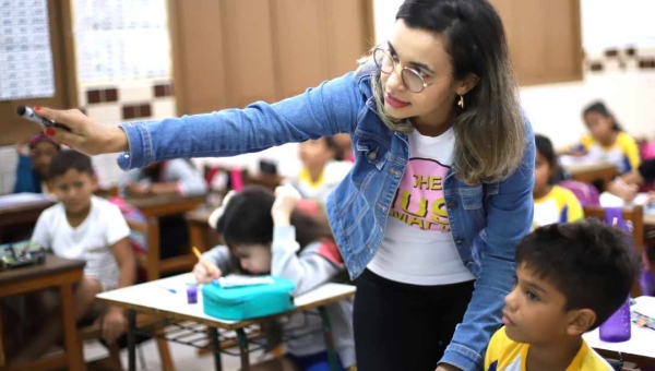 Governo convoca aprovados no processo seletivo simplificado da Educação