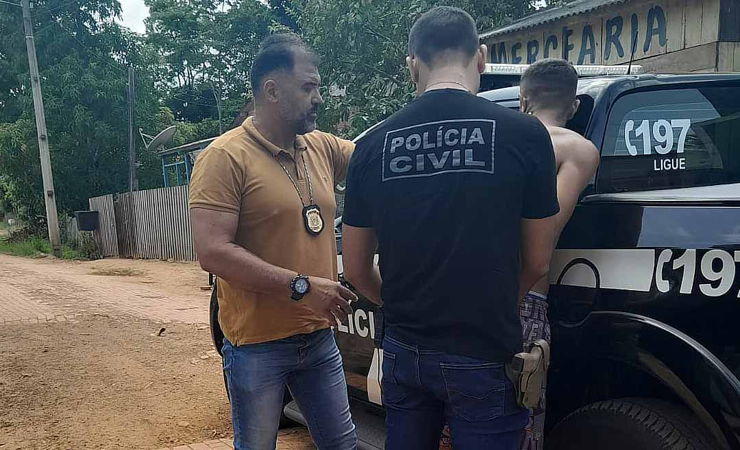 Polícia prende homem acusado de descumprir medida protetiva, por violação de domicílio e violência psicológica