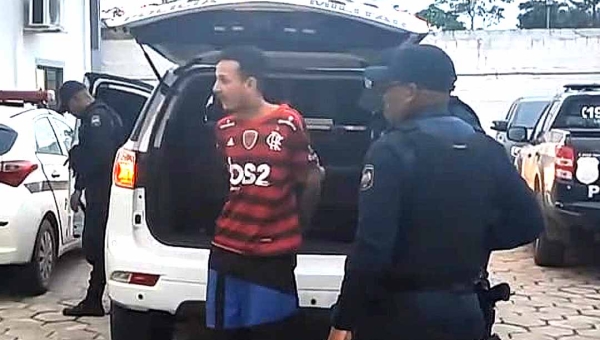 Na Capital, acusado de portar submetralhadora é solto em audiência de custódia