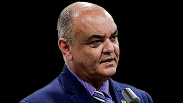 Ministério Público arquiva pedido para investigar delegado Henrique Maciel sobre suposto recebimento ilícito de verbas