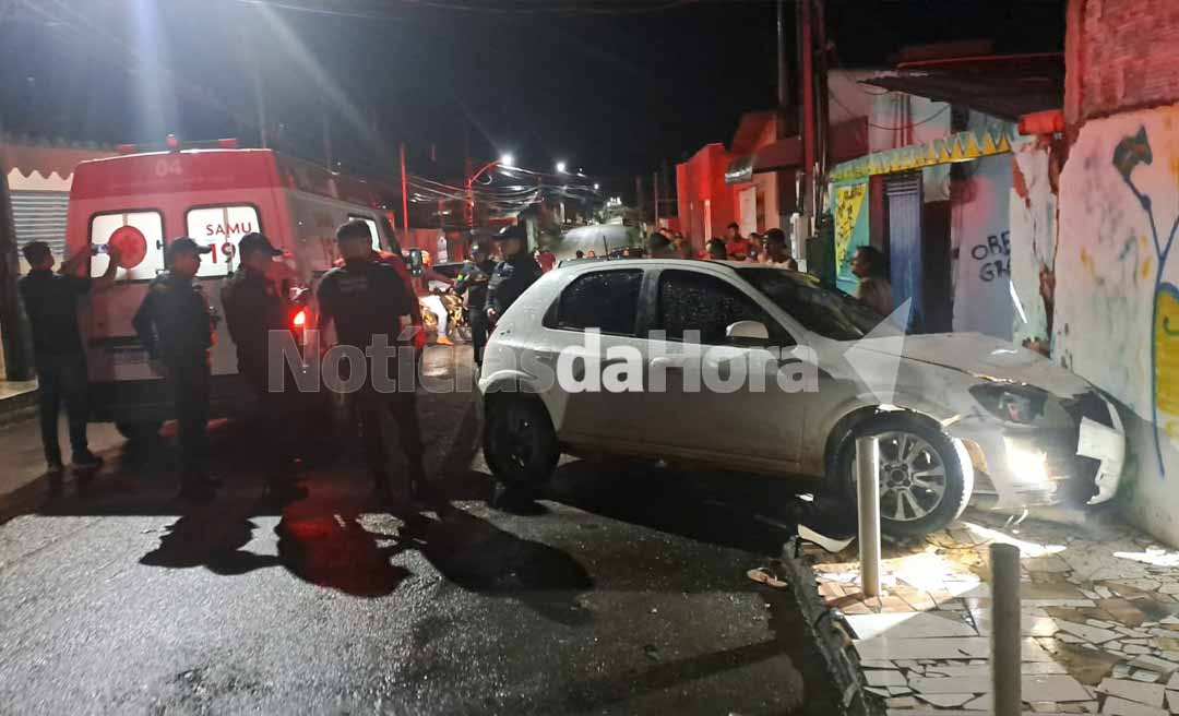 Motorista perde controle de carro, colide contra murro e fere duas crianças no Nova Estação