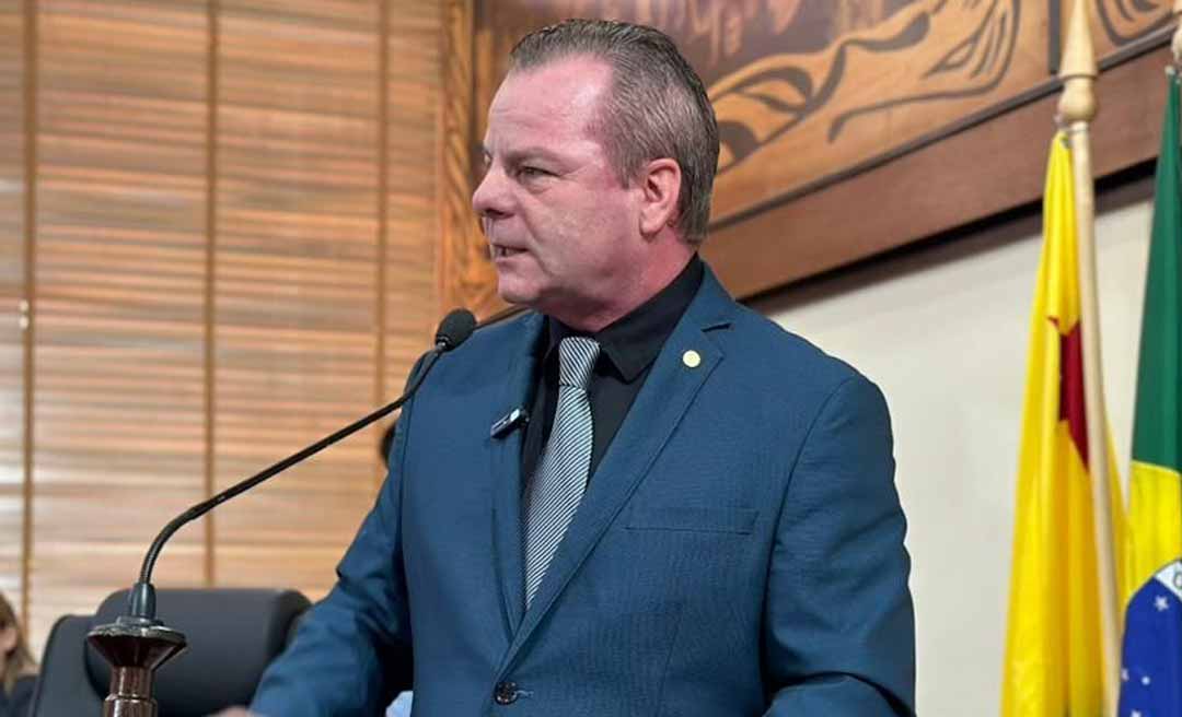 Longo altera projeto que beneficia pessoas com deficiência e cria carteira que prevê mais inclusão