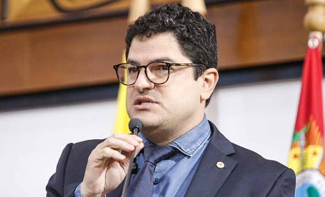 Eduardo Ribeiro diz que lei que permite o pagamento da conta de luz na hora do corte não está sendo cumprida
