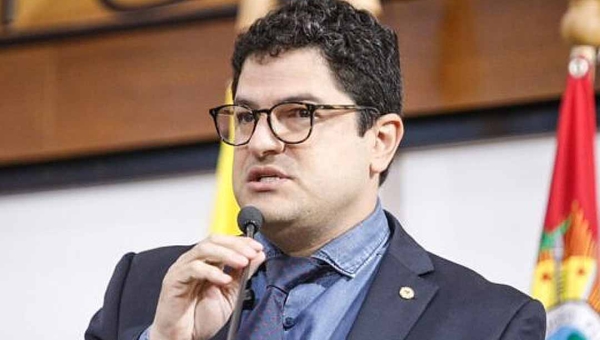 Eduardo Ribeiro diz que lei que permite o pagamento da conta de luz na hora do corte não está sendo cumprida
