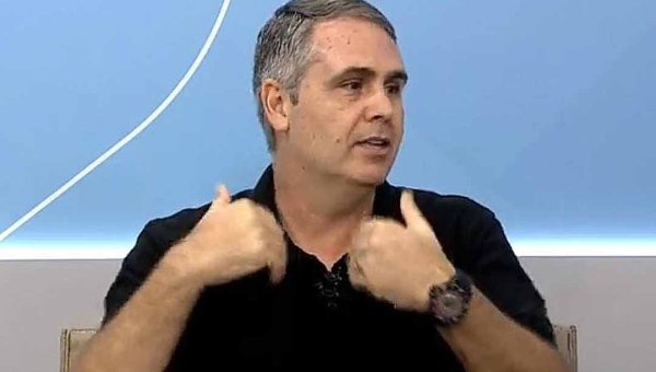 Na TV, Marcus fala de religião, diz que nunca entregou a chave para o Rei Momo e cutuca figuras do União Brasil