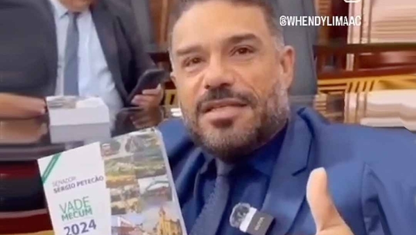 Deputado do Acre vira piada ao chamar Vade Mecum de “Freddie Mercury”