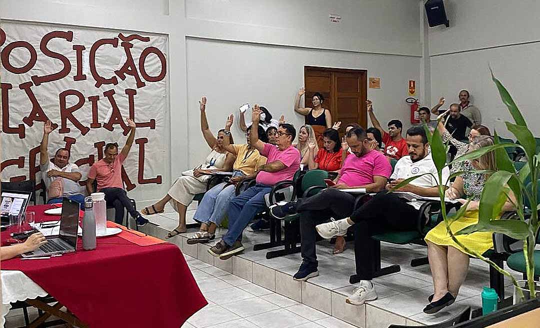 Professores da Ufac batem o martelo e entram em greve a partir do dia 2 de maio