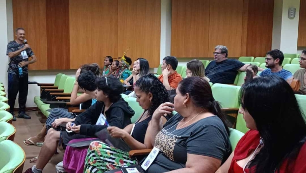 Oficina de Produção Cultural qualifica profissionais de diversas áreas em Rio Branco