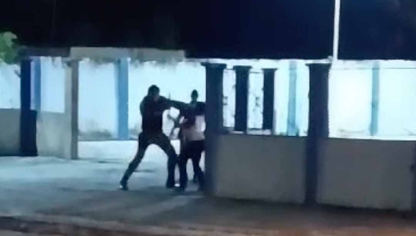 Seguranças envolvidos em agressão a mulher em hospital no Acre são afastados e Polícia Civil abre procedimento