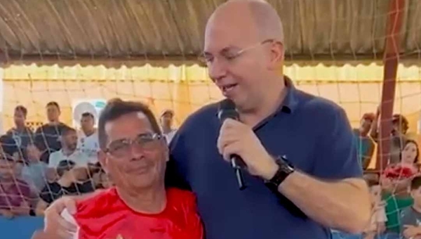 Gerlen Diniz já destinou quase R$ 2 milhões para Manoel Urbano e anuncia mais recursos