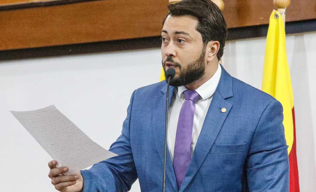 Na tribuna da Aleac, Jarude denuncia que professores provisórios estão atuando em escolas do Acre, sem aprovação em concurso