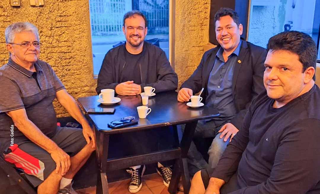 Francimar Fernandes é o pré-candidato do Partido dos Trabalahdores a prefeito do município de Feijó