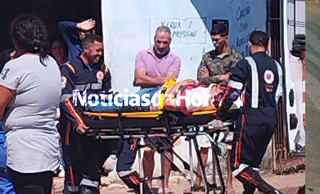 Motoboy colide contra carro e fica em estado gravíssimo na Capital