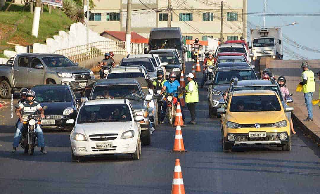 Mais de 600 motoristas têm prazo para quitar dívidas e retirar veículos do pátio do Detran/AC
