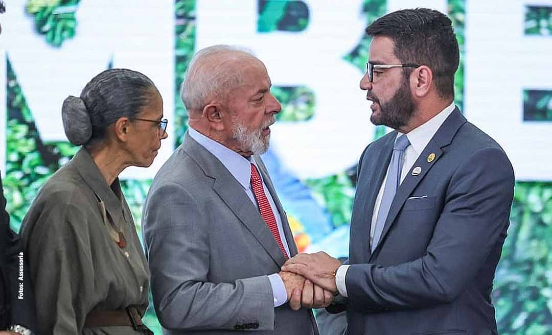 Em Brasília, Gladson assina com Lula Pacto Interfederativo para o Combate aos Incêndios no Pantanal e na Amazônia