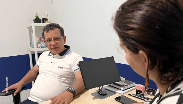 Gonzaga visita DNIT no Juruá para acompanhar obras de reconstrução da BR-364 e reforçar parceria com órgão federal