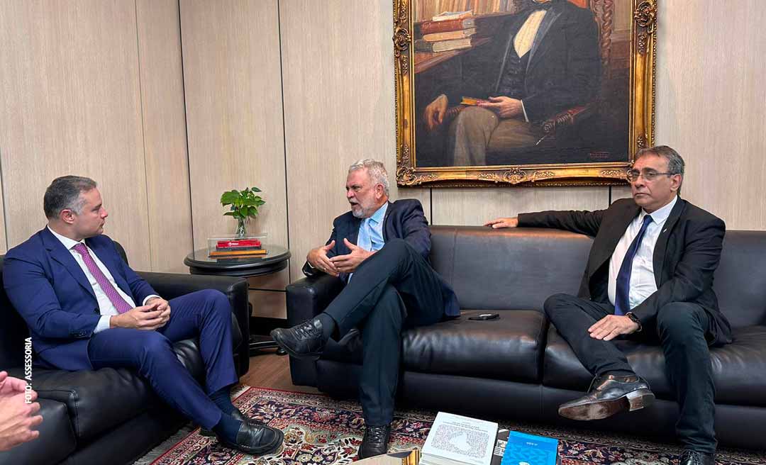 Petecão e ministro Renan Filho unem esforços para acelerar recuperação da BR-364 no Acre