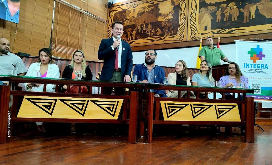 Acesso a medicamentos por meio da farmácia do Sistema Único de Saúde é tema de debate na Aleac