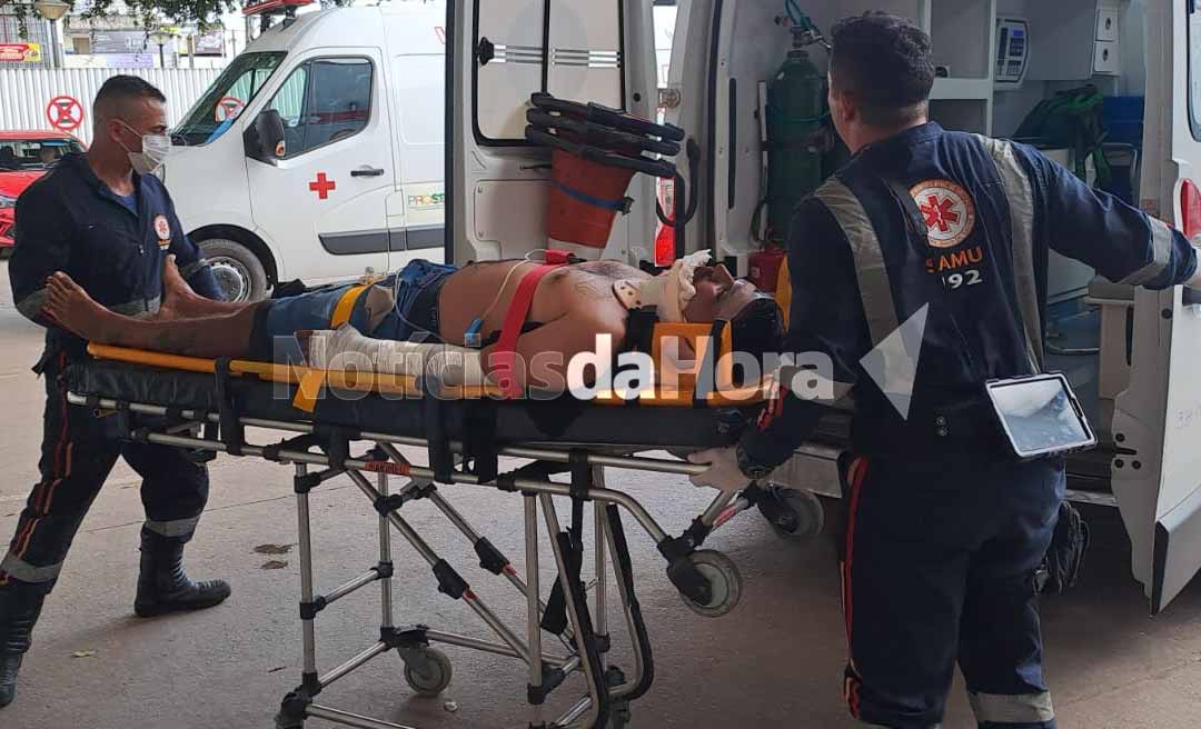 Motociclista perde os dentes após colidir contra carro no Conjunto Mascarenha de Moraes, em Rio Branco