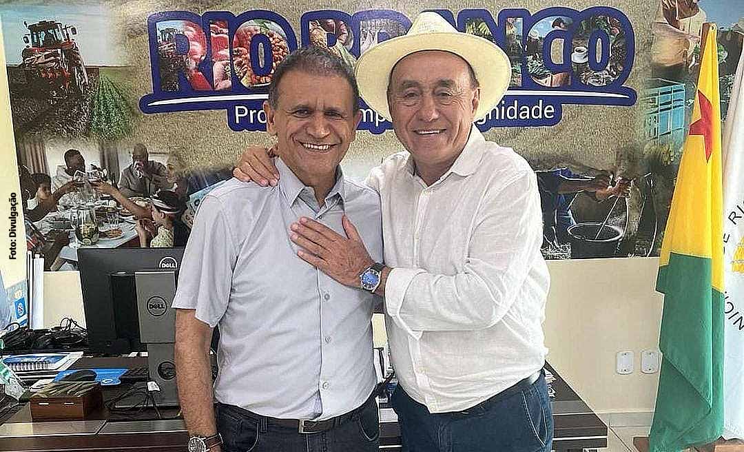 Moisés Diniz é recebido por Bocalom e reafirma apoio à reeleição do prefeito