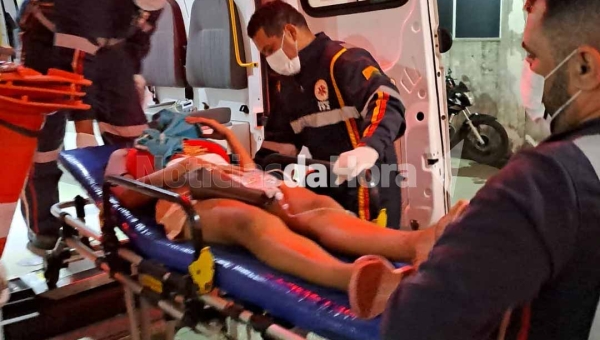 Mulher é vítima de tentativa de feminicídio após discussão com o marido