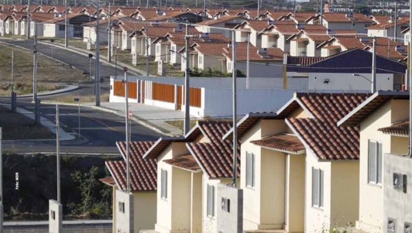 Governo Lula pretende construir mais de 100 casas populares em 20 cidades acreanas; processo seletivo está aberto