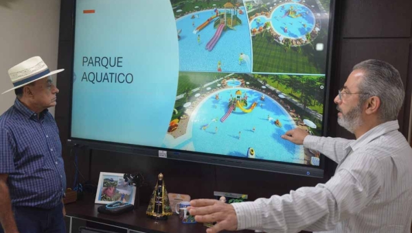 Prefeito de Rio Branco se reúne com empresa e recebe primeiro esboço do Parque Cidade da Criança