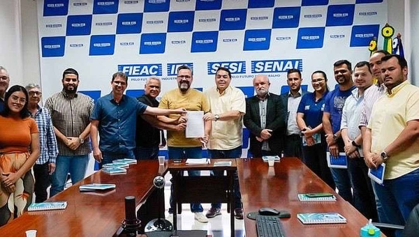 Alan Rick garante R$ 1,6 Milhão para estruturar laboratório de análises de alimentos da UFAC