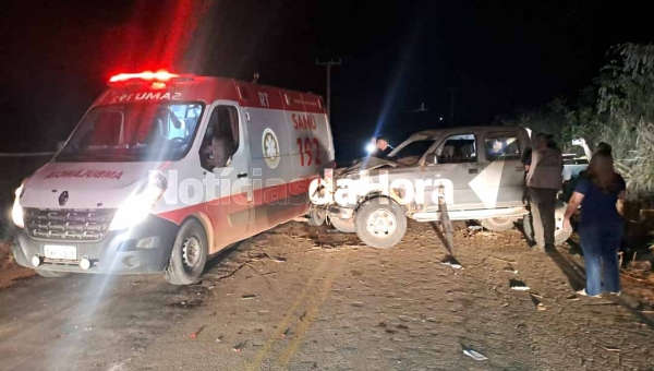 Major do Corpo de Bombeiros capota caminhonete em estrada de Porto Acre