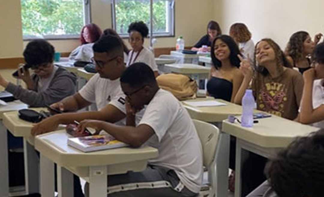 Mais da metade dos municípios do Acre aderem a programa que amplia ensino integral