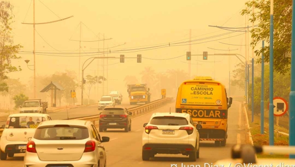 Rio-branquenses devem sofrer com a fumaça e péssima qualidade do ar até terça-feira, dia 24, mostra IQAir
