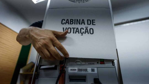 Oito urnas precisaram ser substituídas no Acre, diz TRE