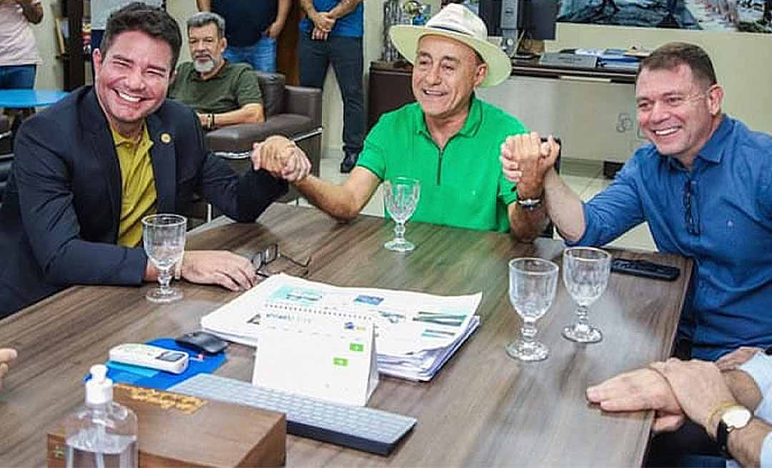 A portas fechadas, Bocalom tem reunião com Gladson e pede união entre PP, PL e UB para 2026 e na composição da mesa diretora da Câmara