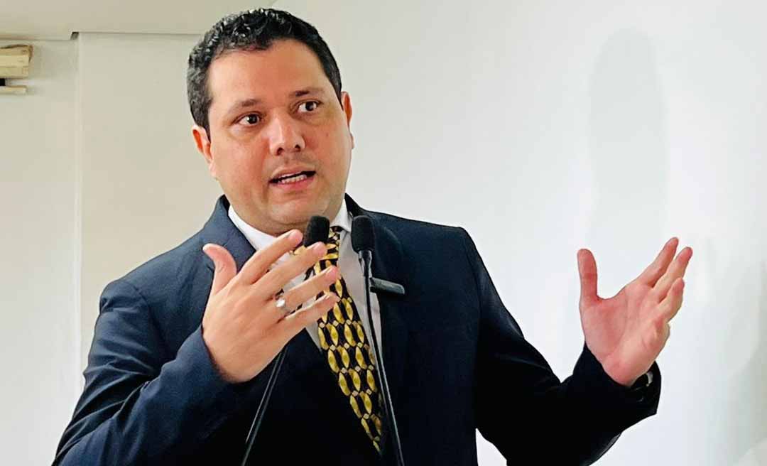 Proibição de crianças na Parada Gay e criação de Conselho da Pessoa LGBTQIA+ passarão por audiência pública