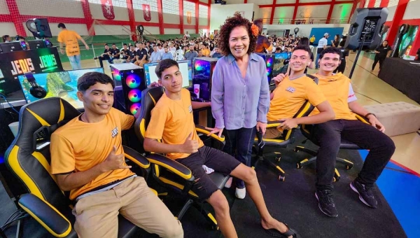 Perpétua garante R$ 3 milhões para realização dos Jogos Estudantis Digitais no Acre