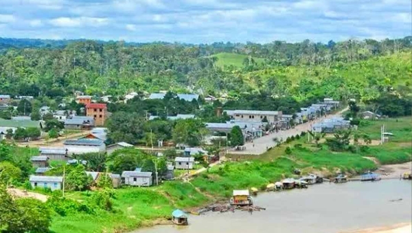 Seca extrema no Rio Tarauacá eleva preço do gás a R$ 250 no município de Jordão