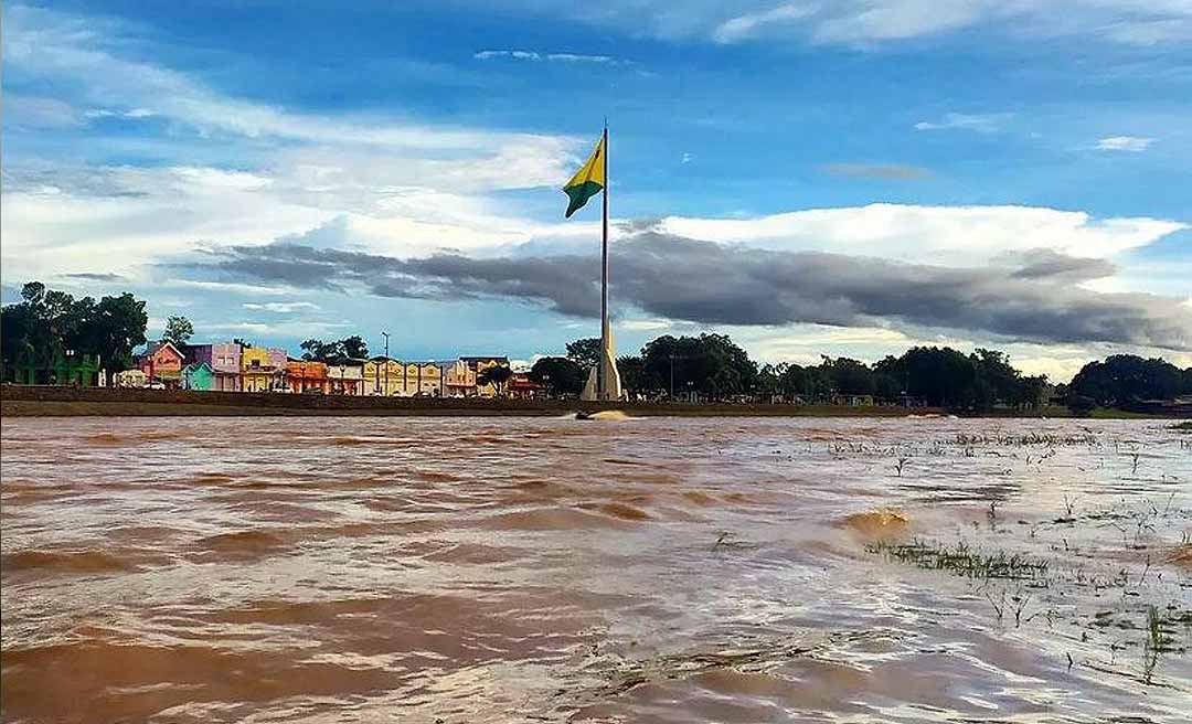 Cheia do Rio Acre: Defesa Civil propõe remoção preventiva de famílias em Rio Branco